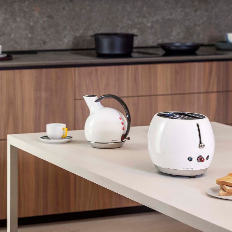Casa Bugatti - Wasserkocher und Toaster