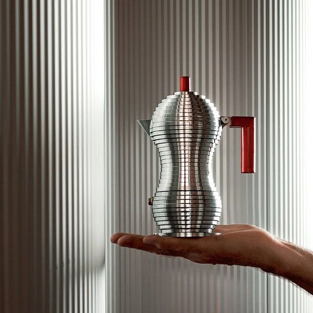 Cafetera Moka Roja Pulcina de Alessi