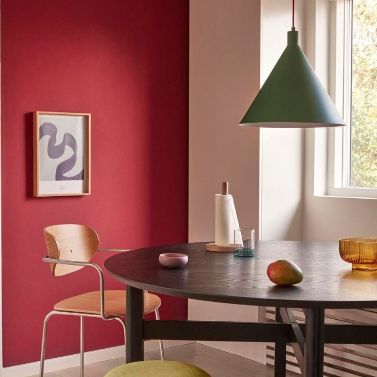 Soporte de madera para rollos de papel de cocina