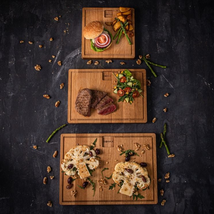 tablas de cortar de madera en varios tamaños