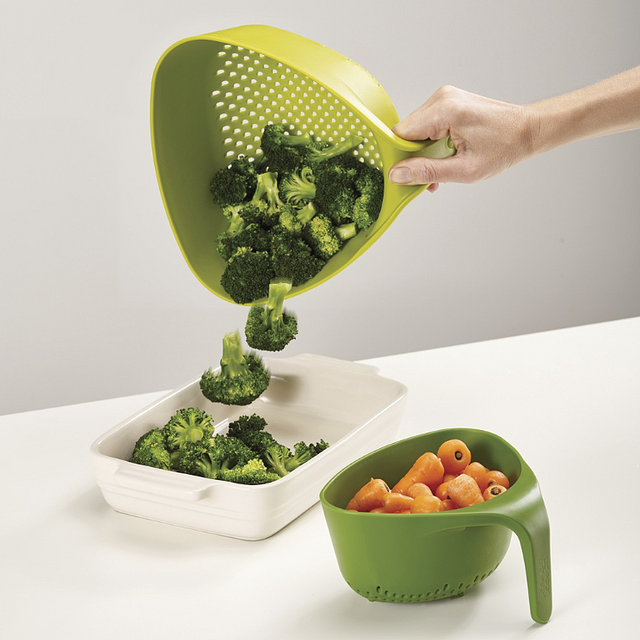 colador con verduras