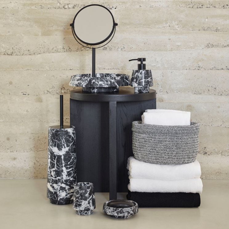 Cepillo de inodoro de piedra