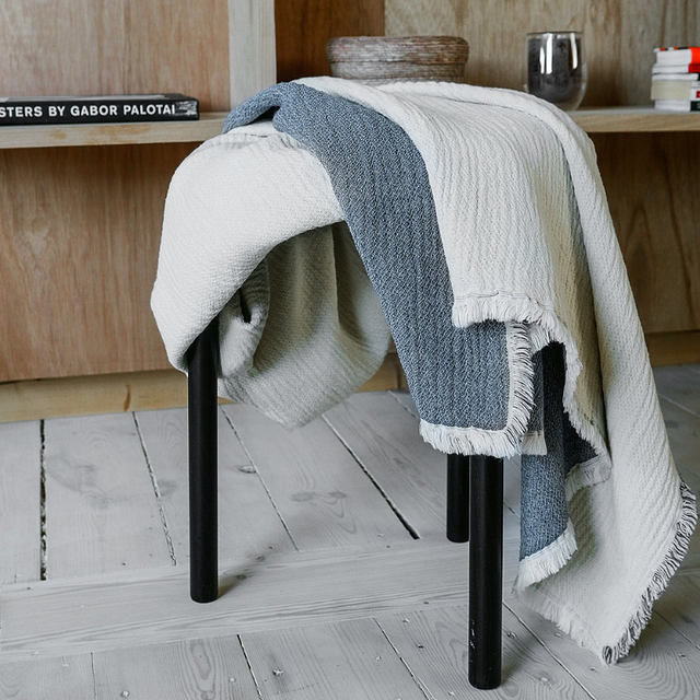 Lujosas mantas de alpaca Elvang Thyme