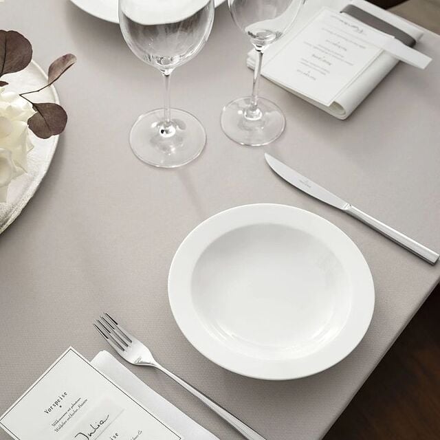 platos hondos: esenciales para servir sopas