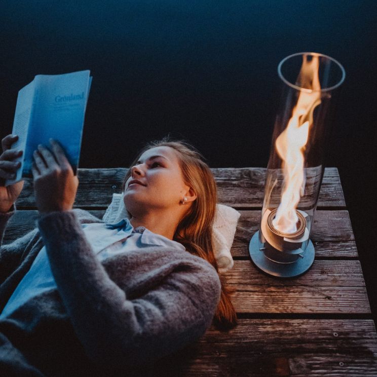 La lanterne Hoefats captive par sa flamme vive