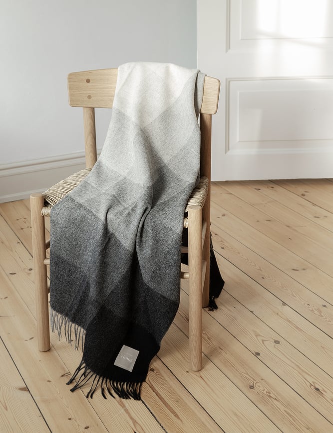 Inca Stones Plaid 130 x 200 cm, gris