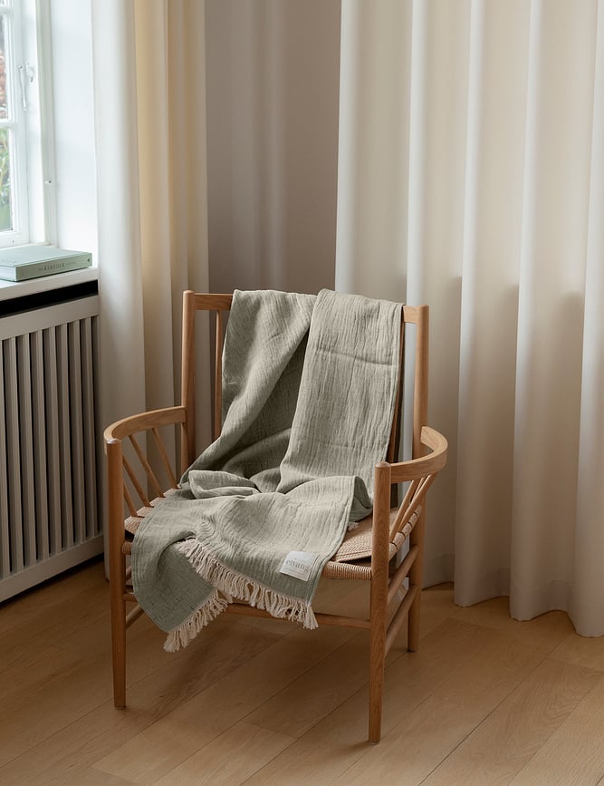 Lavender Deka 130 x 180 cm boje slonovače