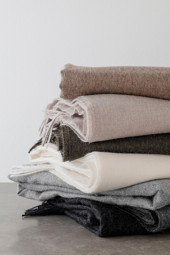 Luxury Deka 130 x 200 cm siva