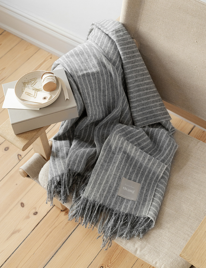 Stripes Plaid 130 x 200 cm, gris