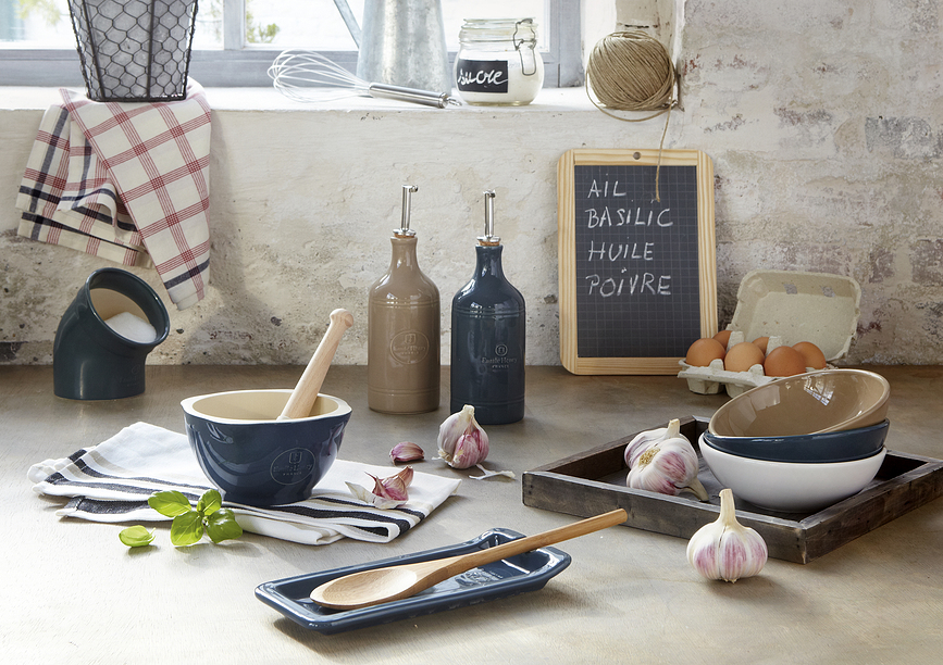 Emile Henry Δοχείο Λαδιού, 450 ml, κόκκινο