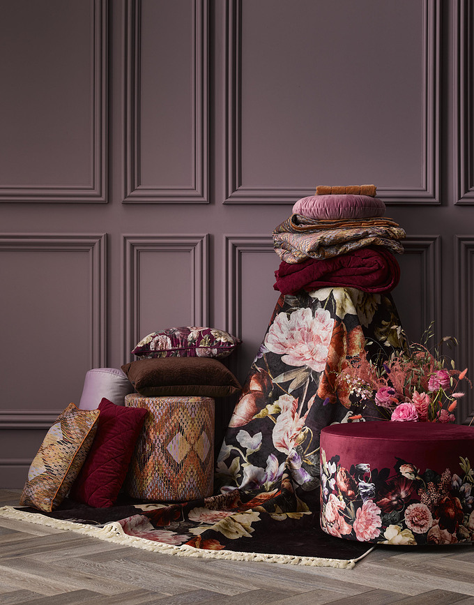 Billie Coussin, bleu marine foncé