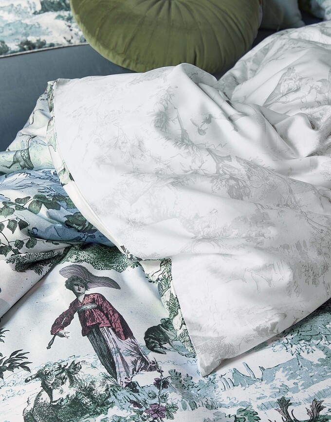 Colette Posteljnina, 260 x 220 cm, belo-zelena, zapiranje na preklop, 2 prevleki za vzglavnik 60 x 70 cm