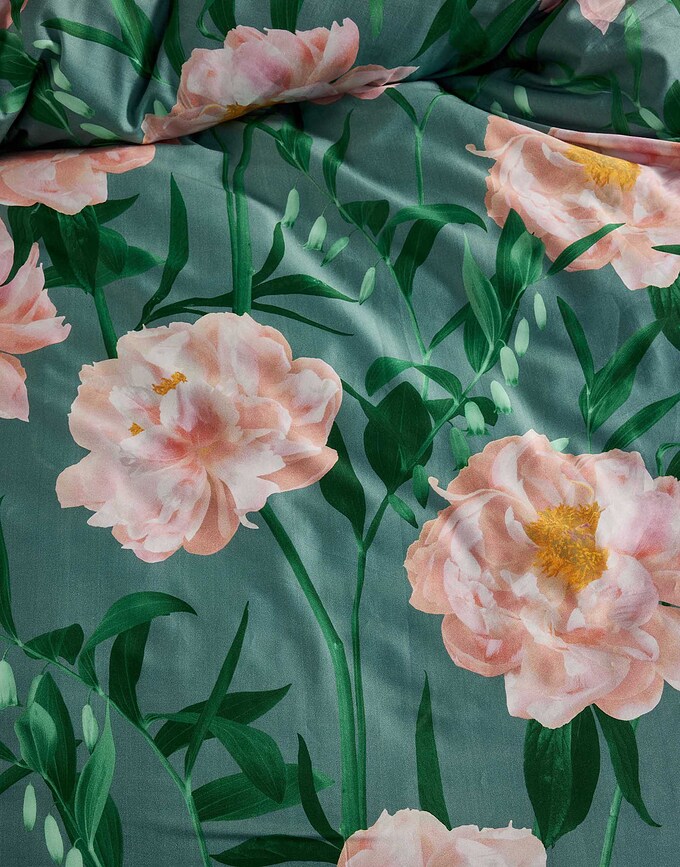 Dorothea Posteljina 260 x 220 cm zelena s preklopom 2 jastučnice 60 x 70 cm