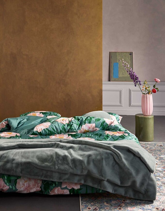 Dorothea Posteljnina, 260 x 220 cm, zelena, z 2 prevlekama za vzglavnik 60 x 70 cm, zapiranje na preklop