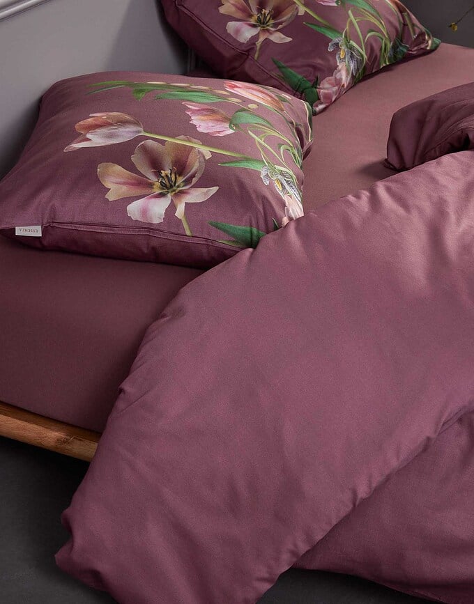 Eloise Set Posteljine 155x220 cm svijetloljubičasti s jastučnicom 80x80 cm preklopno zatvaranje