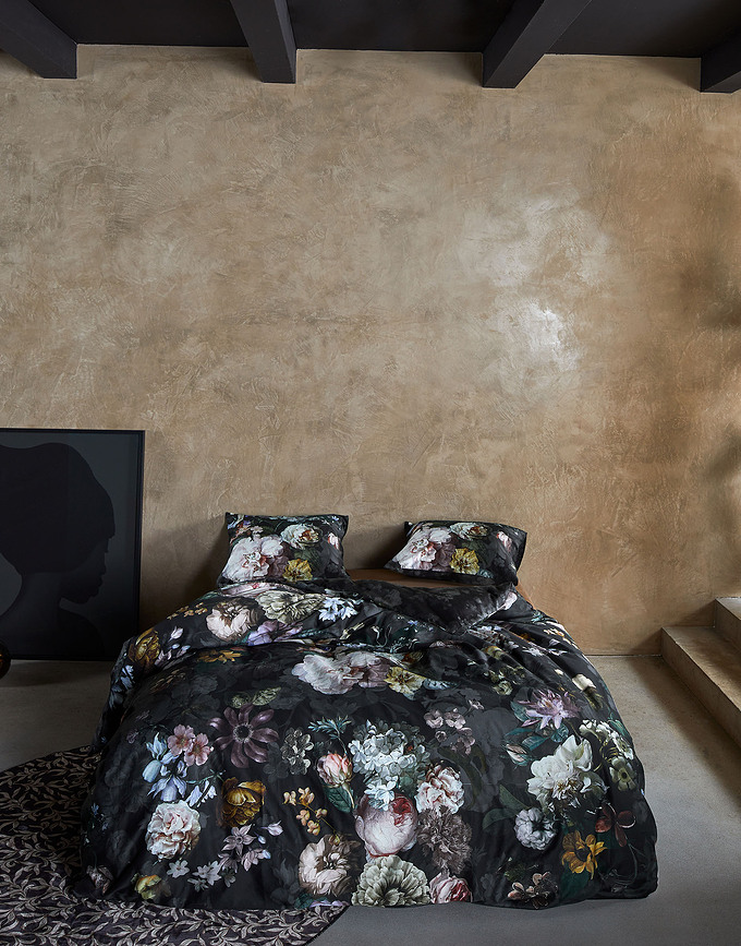 Fleur Festive Parure de Lit avec rabat au pied, 200 x 220 cm, noire, avec 2 taies d'oreiller 60 x 70 cm