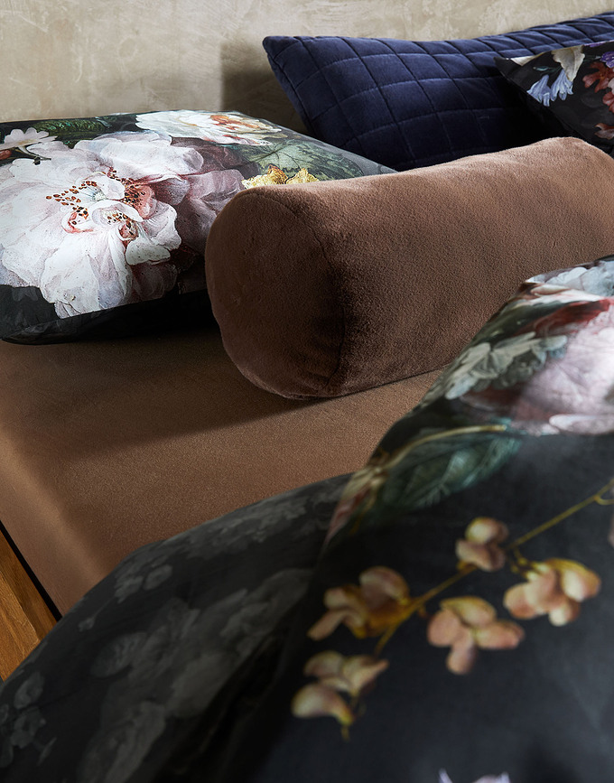 Fleur Festive Parure de Lit avec rabat au pied, 200 x 220 cm, noire, avec 2 taies d'oreiller 60 x 70 cm