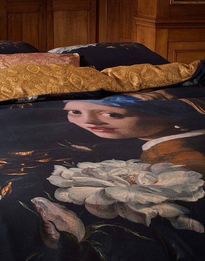 Floral Girl Σετ Παπλωματοθήκης Μονό, 140x220 cm, 1 μαξιλαροθήκη 60x70 cm, μαύρο, με κλείσιμο φάκελο, 2 τμχ