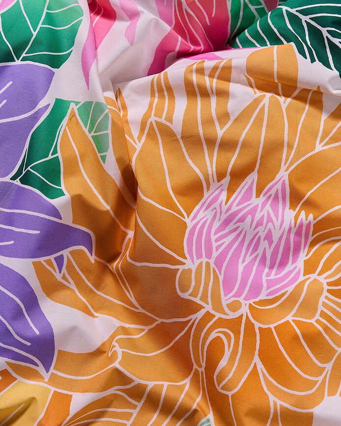 Flower Fling Posteljnina, 240 x 220 cm, barvna, z 2 prevlekama za vzglavnik 60 x 70 cm, zapiranje na preklop