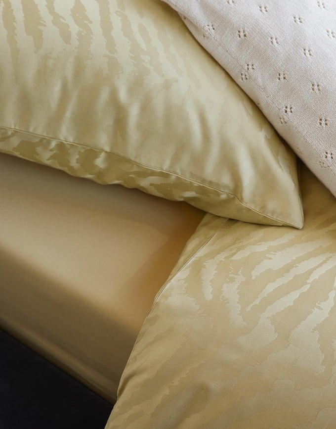 Juego de Funda Nórdica Belen, 260 x 220 cm, amarillo, con 2 fundas de almohada 60 x 70 cm, cierre con solapa