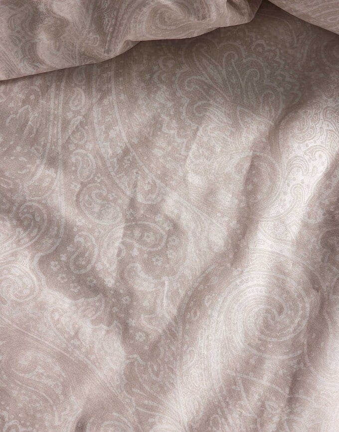 Funda Nórdica Fabrice 200 x 200 cm, color crema, con 2 fundas de almohada 80 x 80 cm, cierre de cremallera