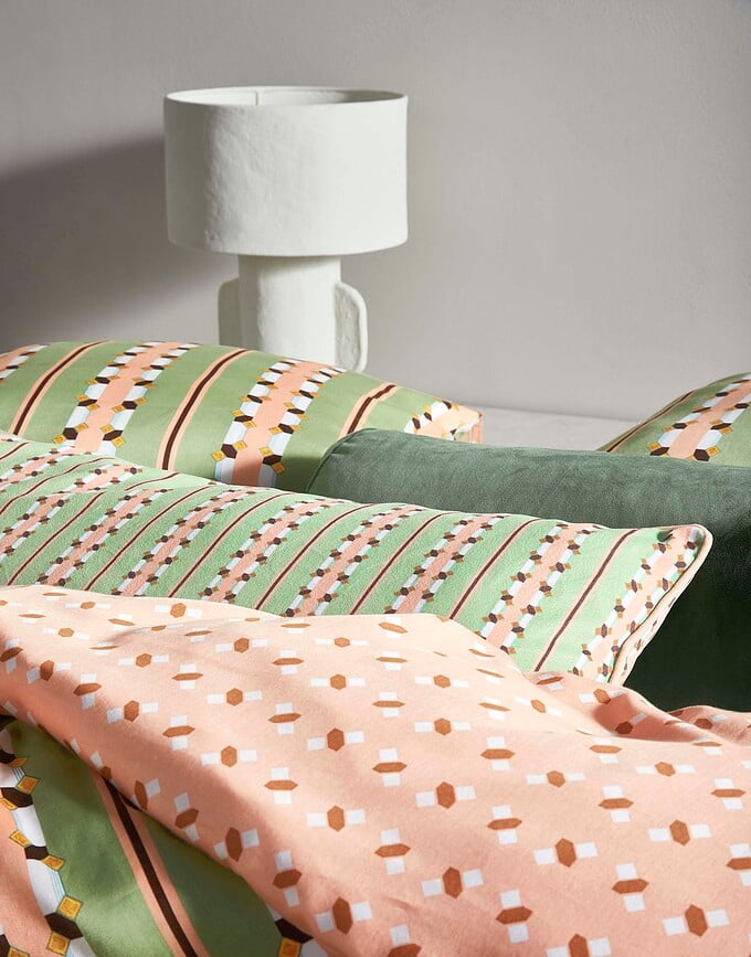 Funda Nórdica Iva, 260 x 220 cm, verde y rosa, cierre de solapa, con 2 fundas de almohada 60 x 70 cm