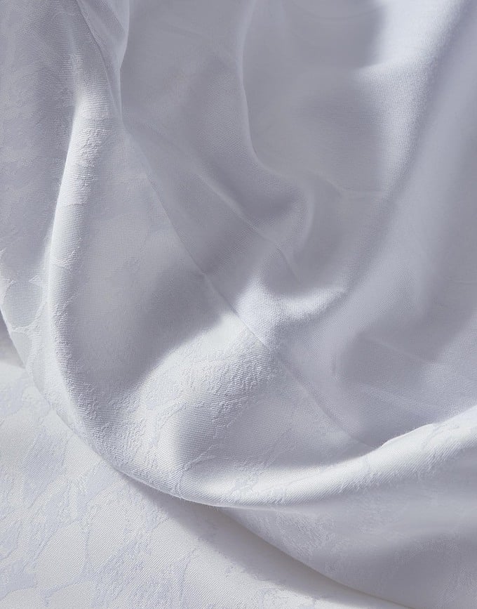 Gilian Posteljina bijela 200x220 cm s 2 jastučnice 60x70 cm preklop