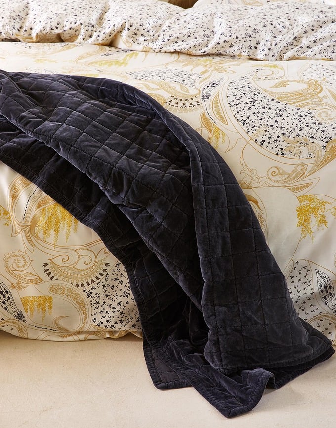 Julia Prekrivač 180 x 265 cm tamnoplavi