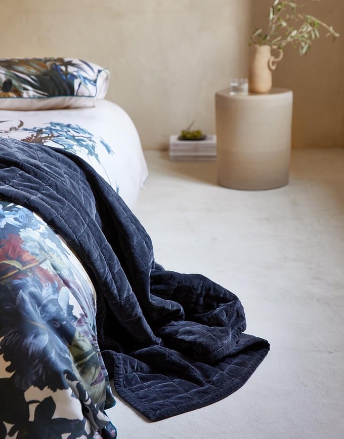 Julia Prekrivač 180 x 265 cm tamnoplavi