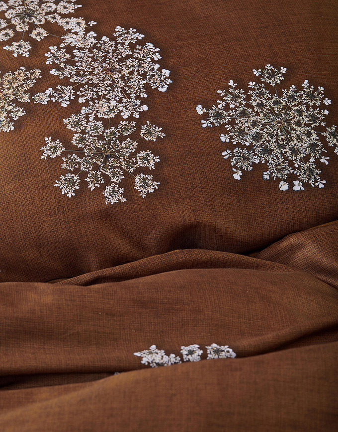 Lauren Posteljnina zapiranje na preklop, 240 x 220 cm, cimetna, z 2 prevlekama za vzglavnik 60 x 70 cm