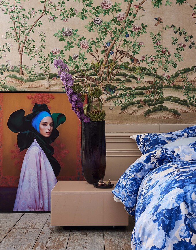 Leila Posteljnina, 200 x 200 cm, modro-bež, z 2 prevlekama za vzglavnik 80 x 80 cm, zapiranje na zadrgo