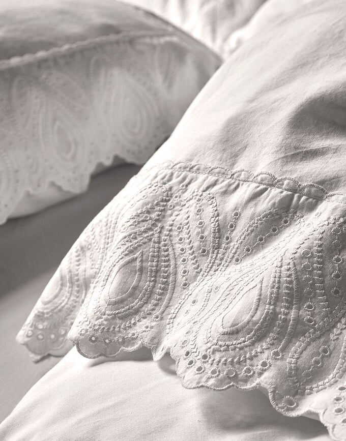 Maen Parure de Lit avec rabat, 240 x 220 cm, blanche, 2 taies d'oreiller 60 x 70 cm