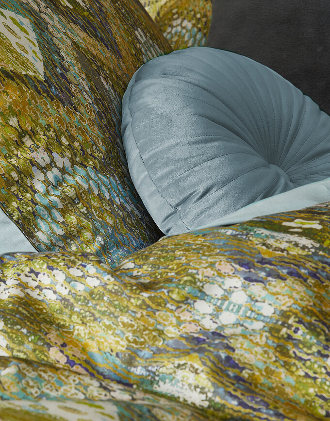 Naina Blazina, temno roza