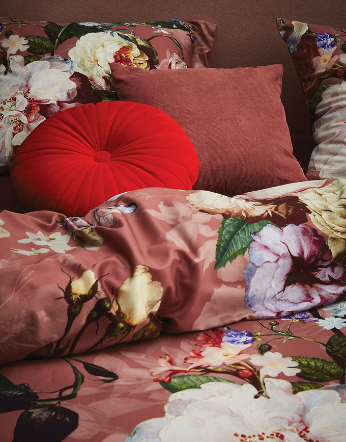 Naina Coussin, rose foncé