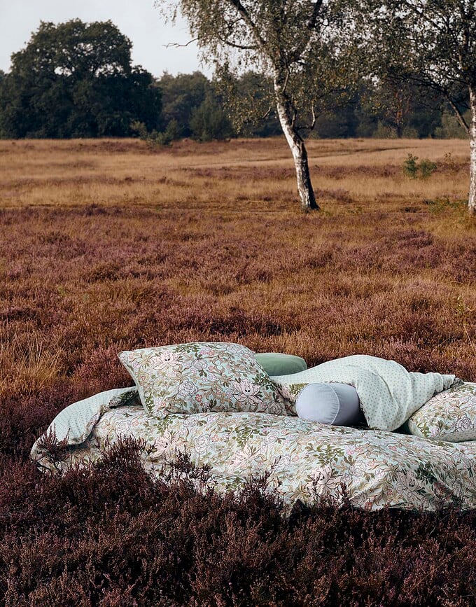 Ophelia Posteljina svijetlo plava 260x220 cm s 2 jastučnice 60x70 cm na preklop