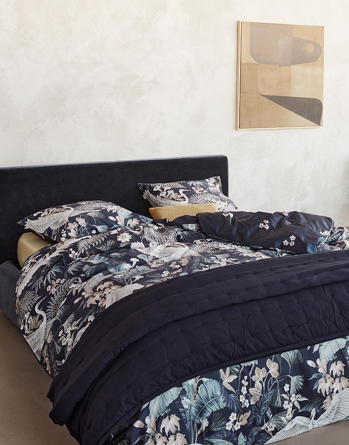 Ruth Pregrinjalo, 180 x 265 cm, temno modro