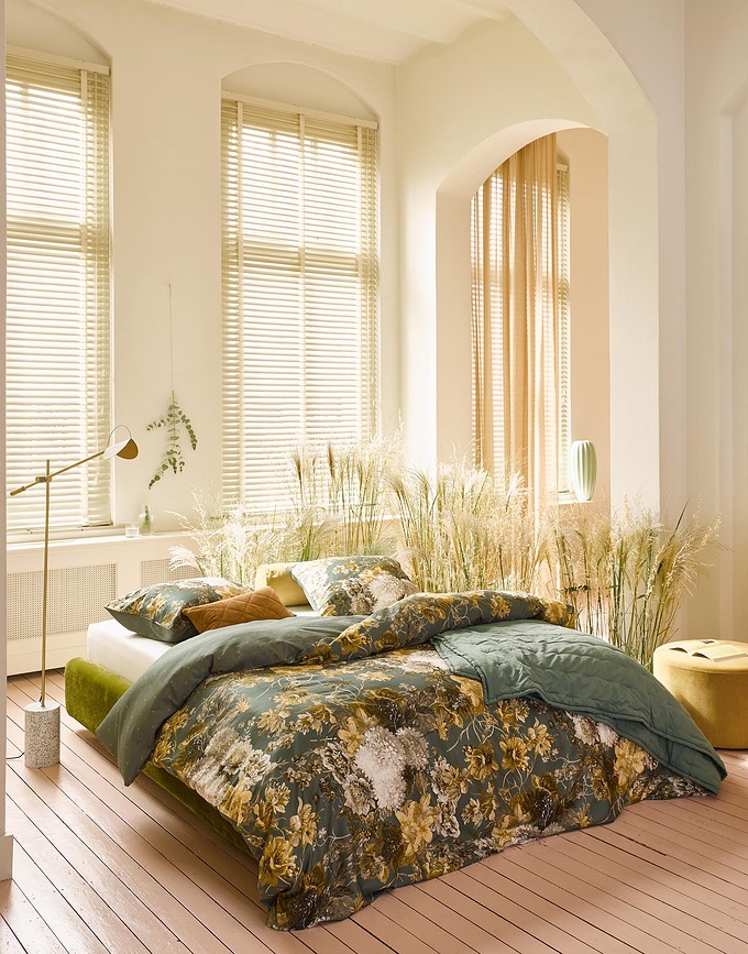 Ruth Pregrinjalo, 220 x 265 cm, zeleno