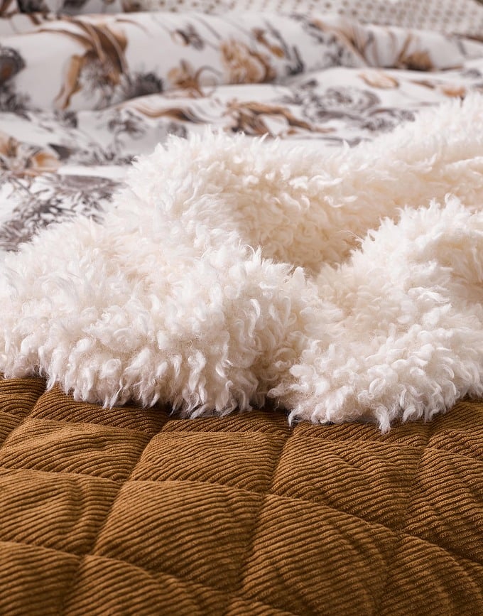 Shelley Deka krznena 150 x 200 cm bež