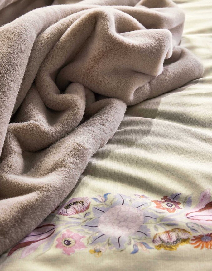 Veroniq Parure de Lit 200 x 200 cm, vanille, avec fermeture éclair, 2 taies d'oreiller 80 x 80 cm