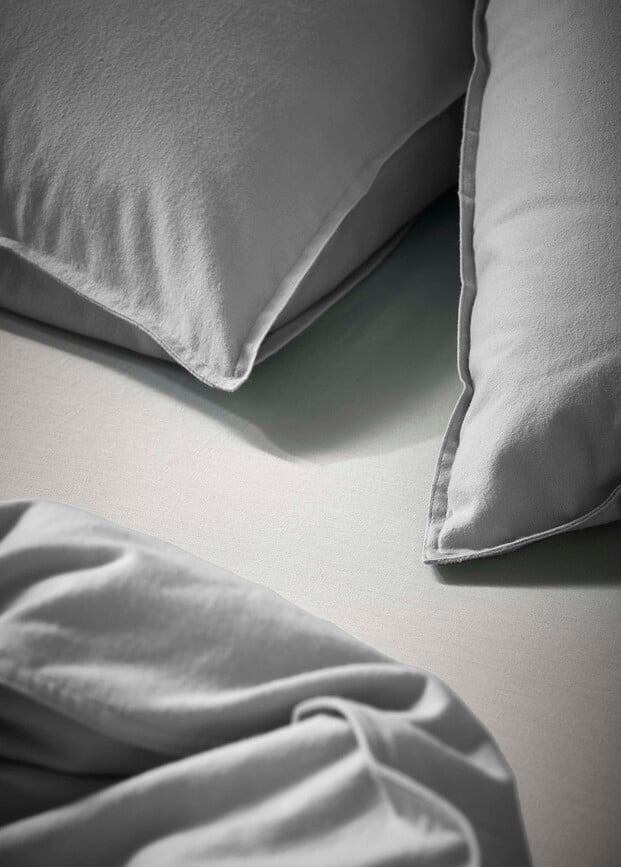 Zeva Posteljina zatvaranje na preklop 260 x 220 cm svijetlosiva s 2 jastučnice 60 x 70 cm