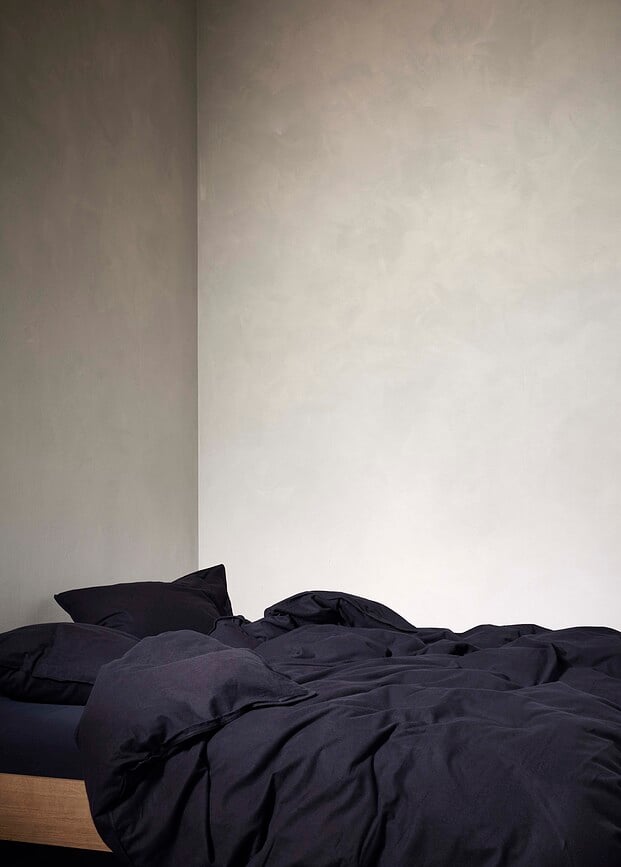 Zeva Posteljina 240x220 cm tamnoplava s 2 jastučnice 60x70 cm s preklopom