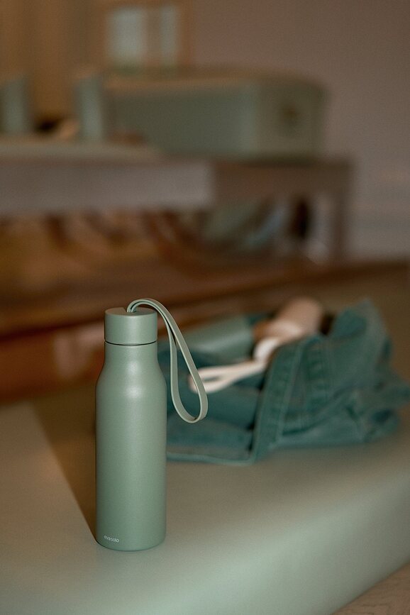 Bouteille isotherme RE-Hydrate 0,5 l, couleur figue