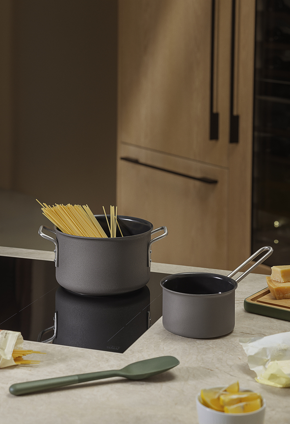 Grey Line gryde 3,8 l med Slip-Let-belægning