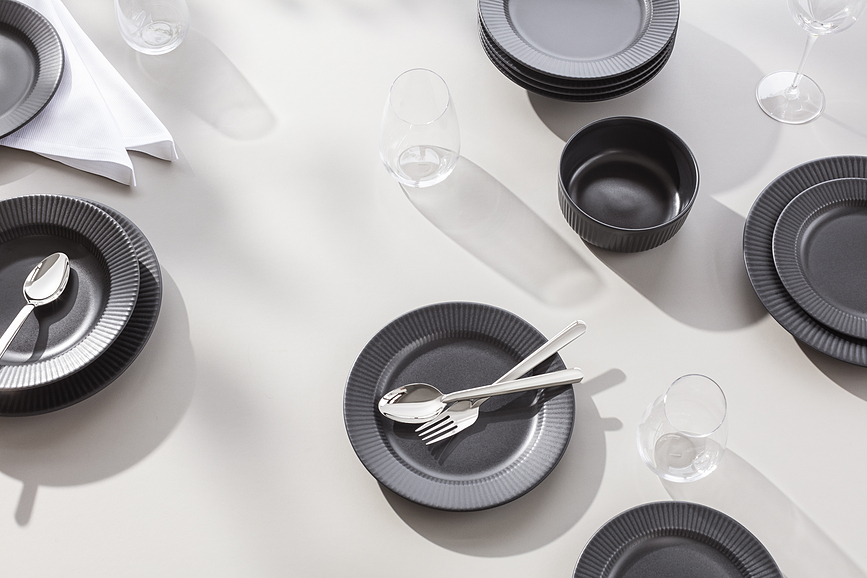 Legio Nova Assiette creuse, 25 cm, noire