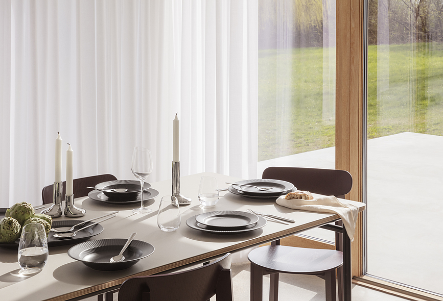 Legio Nova Plitki Tanjur 28 cm crni