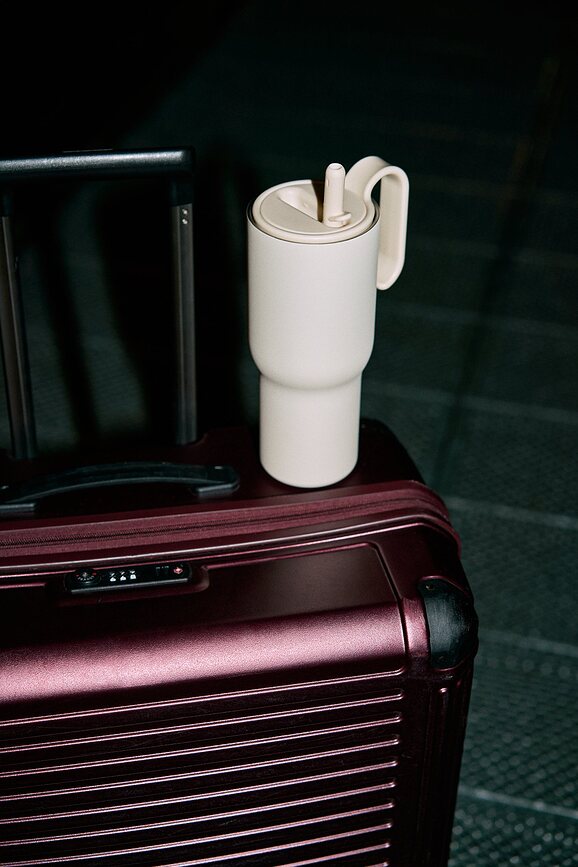 Mug isotherme avec paille SipnGo 0,9 l, couleur figue