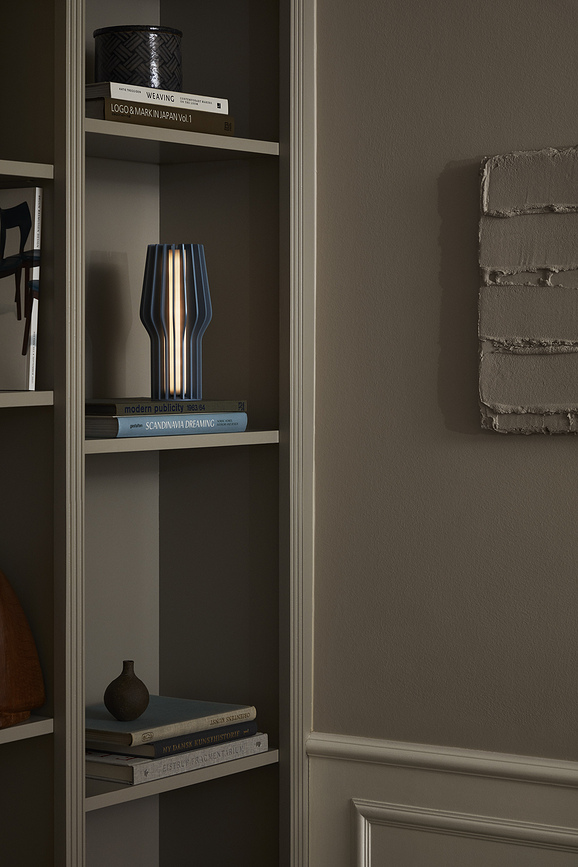 Radiant Επιτραπέζιο Φωτιστικό LED, 25 cm, μπλε