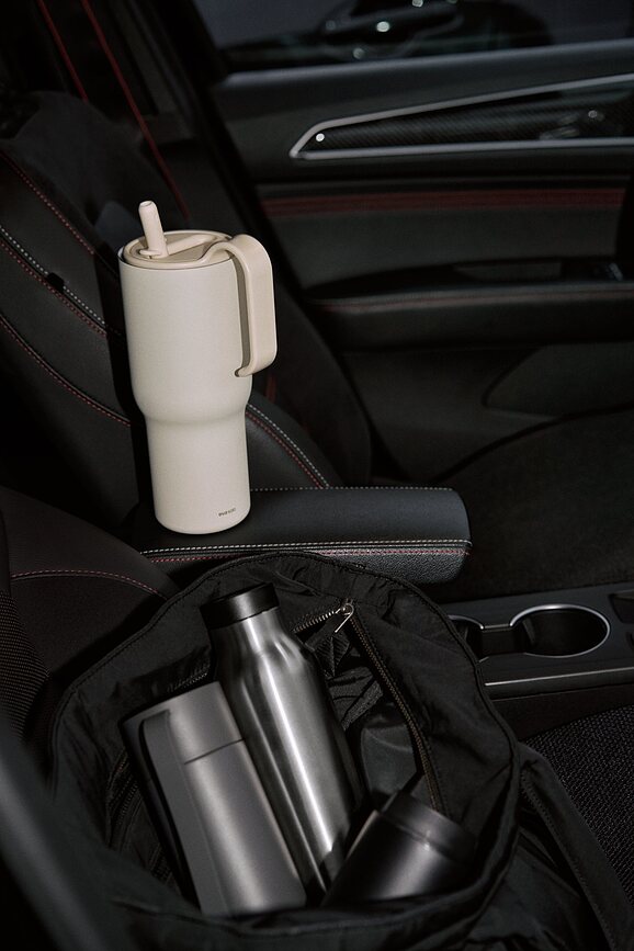 Taza térmica con pajita SipnGo 0,9 l, higo