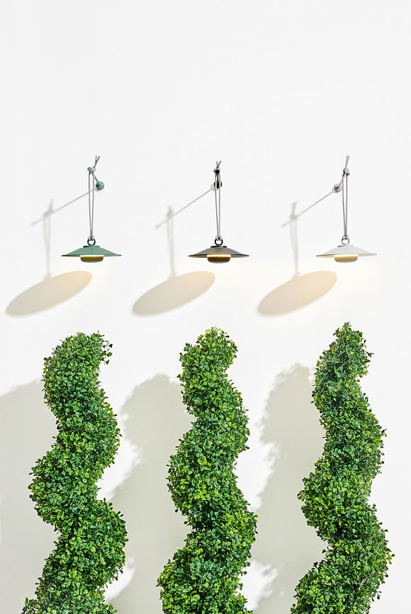 Aplique de pared inalámbrico Chap-O, verde salvia