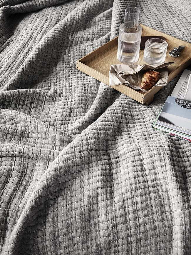 Bon Pladanj 28 cm drveni crni